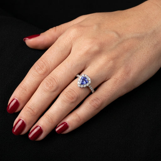 Tanzanite 0.50 ct tw Ring with 0.40ct tw Diamonds in 14kt Gold