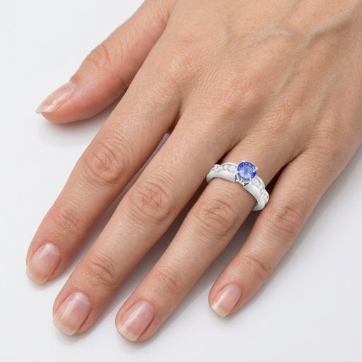 Tanzanite 0.82 ct tw Ring with 0.58 ct tw Diamonds in 14kt Gold