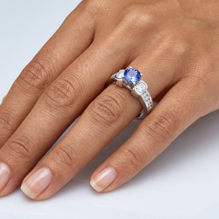 Tanzanite 1.00 ct tw Ring with 0.80 Diamonds & 14kt Gold
