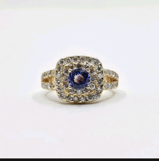 Tanzanite 1.00 ct tw Ring with 1.10 Diamonds & 14kt Gold