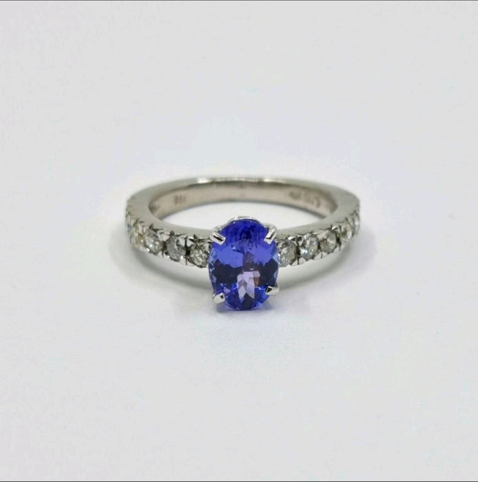 Tanzanite 1.35 ct tw Ring with 0.60 Diamonds & 14kt Gold