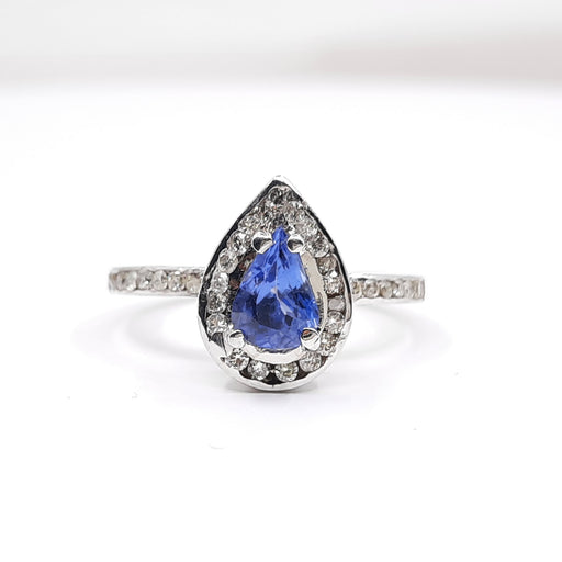 Tanzanite 0.90 ct tw Ring with 0.50ct tw Diamonds in 14kt Gold