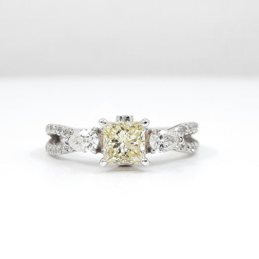 Fancy Yellow Princess Diamond 1.10 ct tw Engagement Ring Women's 14kt Gold