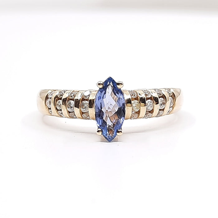 Tanzanite 0.50 ct tw Ring with 0.20ct tw Diamonds in 14kt Gold