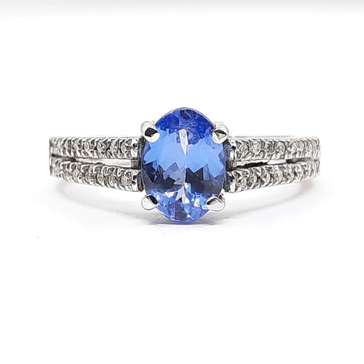 Tanzanite 1.40ct tw Ring with 0.20ct tw Diamonds in 14kt Gold