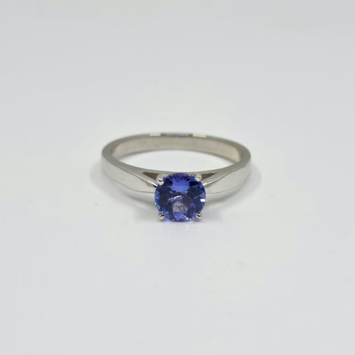 Tanzanite 0.70ct Ring & 14kt Gold